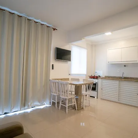 Residencial Eugenio Muller Apartment Bombinhas Exterior photo